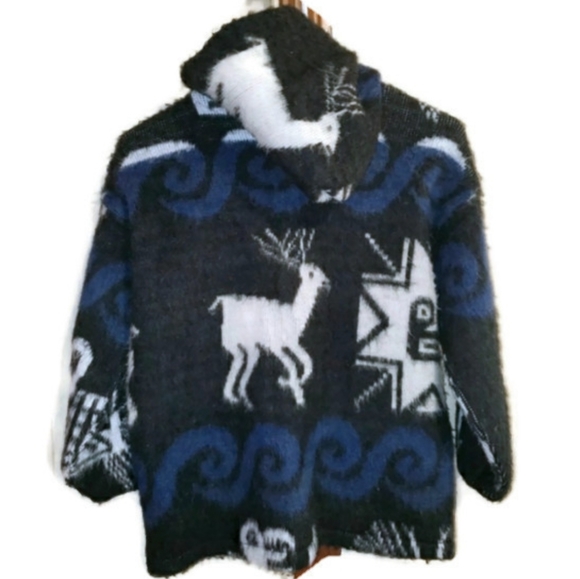 Boys Tribal Wool Coat Blue & Black Made In Ecuador Beautifully Made Size M/L - Picture 4 of 6